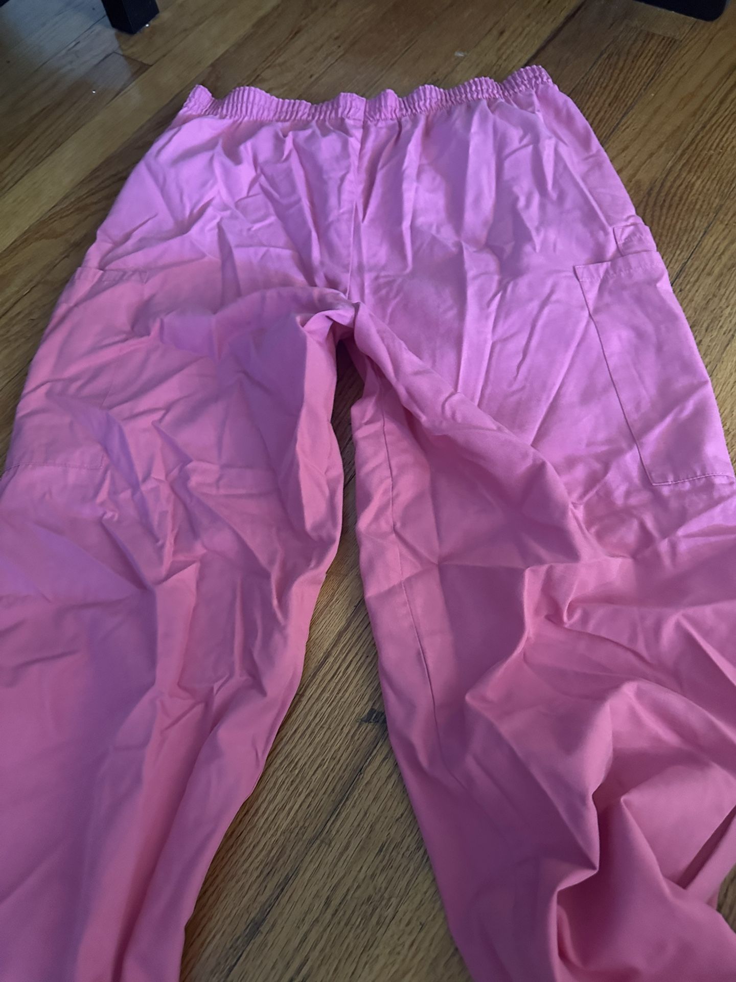 Women’s Pink Scrub Pants Small