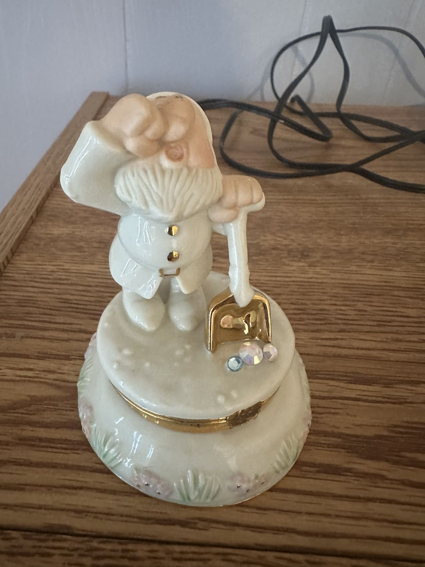 Snow White Lenox Sneezy Treasure Box