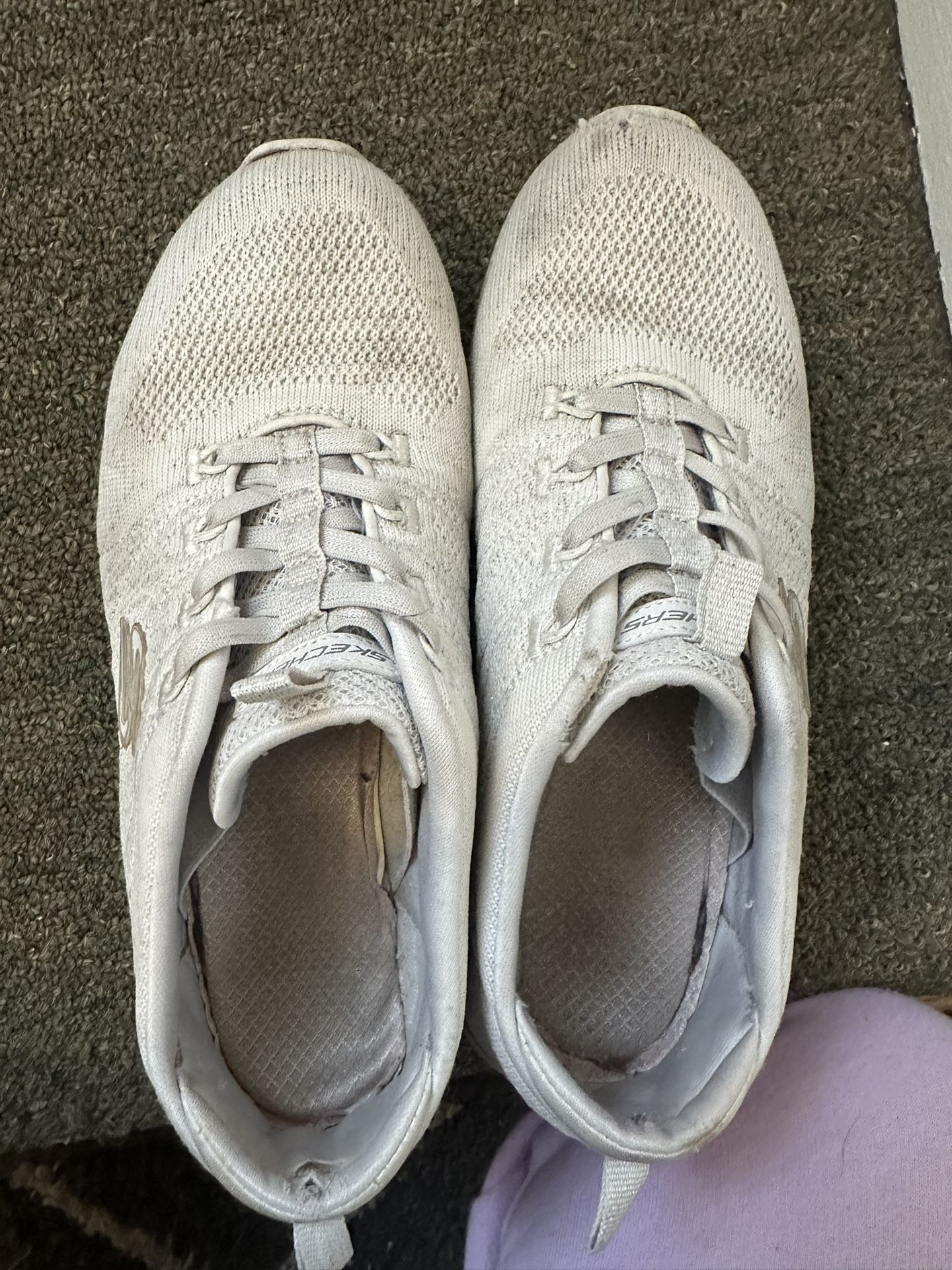 White Women’s Sketchers Sneakers