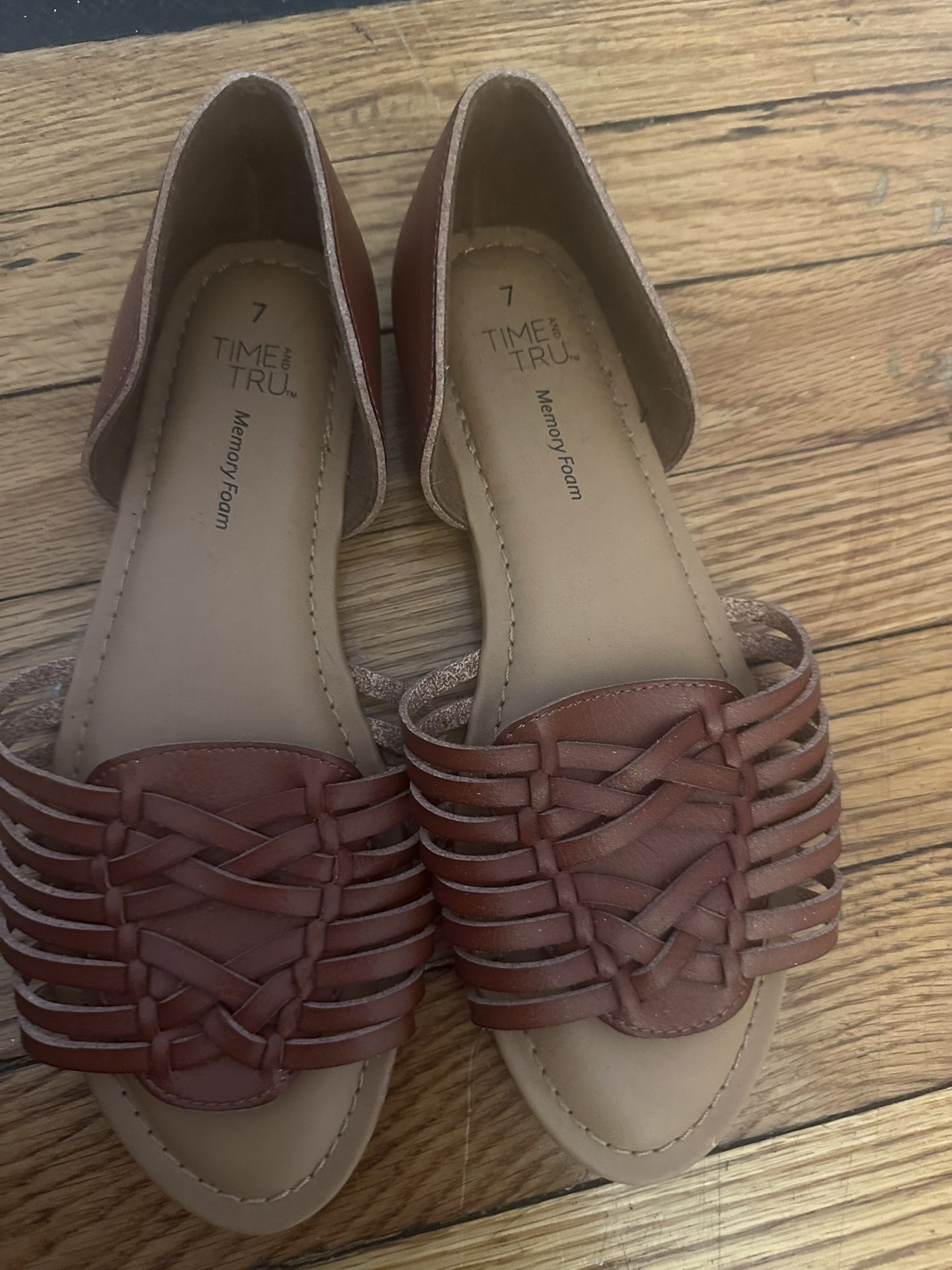 Women’s Brown Sandals Size 7