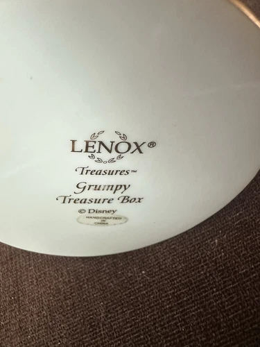 Lenox Sneezy Treasure box with Gold Charm - photo 2