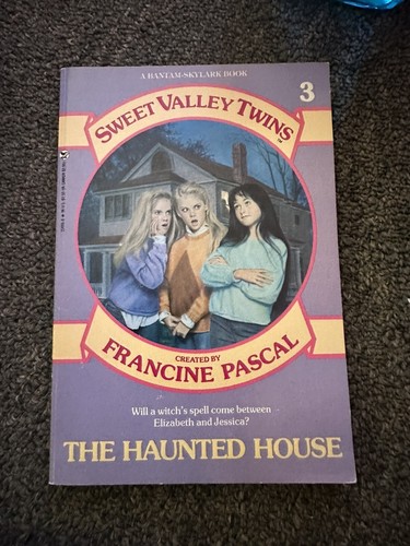 Sweet Valley Twins: The Haunted House