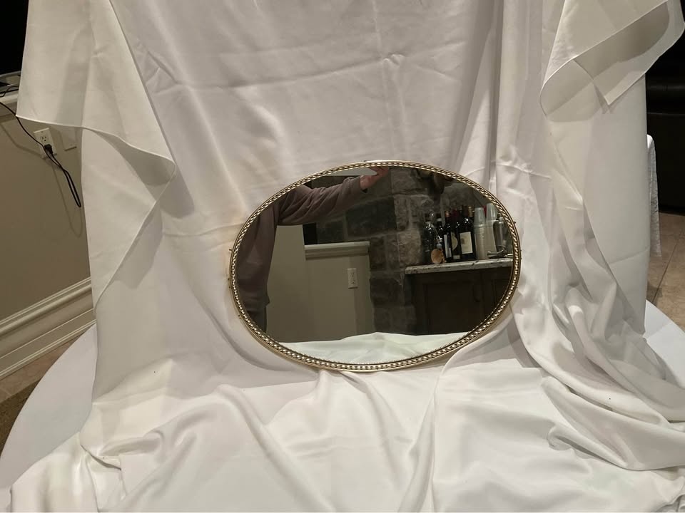 Vintage Brass Oval Mirror with Beaded Border - photo 4
