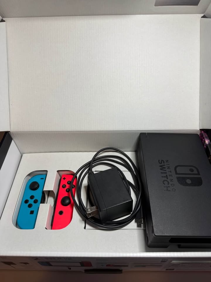 Modded Nintendo Switch Mario Kart 8 Deluxe Bundle w/ Games - photo 3