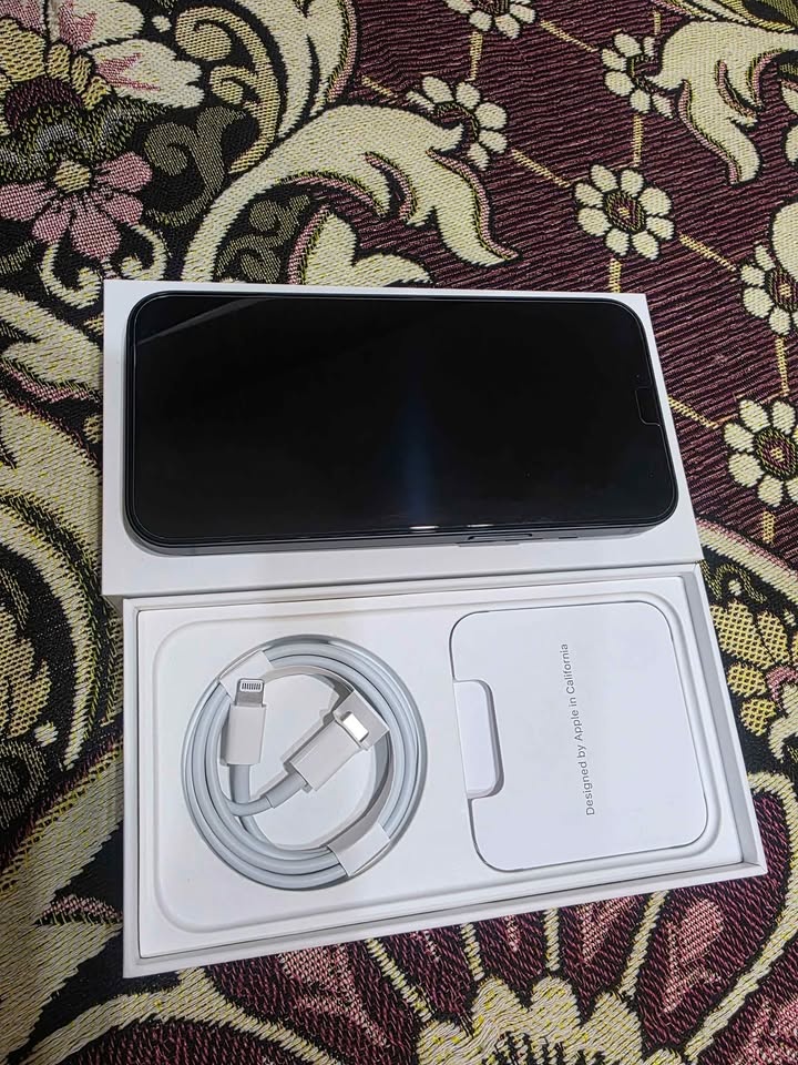 iPhone 13, Midnight, 128GB, 100% battery life - photo 3