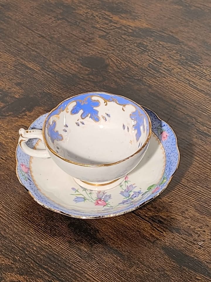 Vintage Tea Cups & Saucers - Ansley, Royal Albert, Paragon & Mor - photo 2