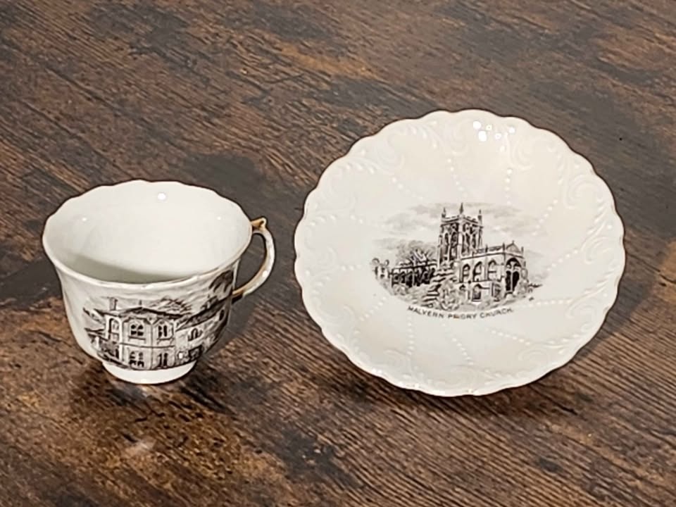 Vintage Tea Cups & Saucers - Ansley, Royal Albert, Paragon & Mor - photo 3