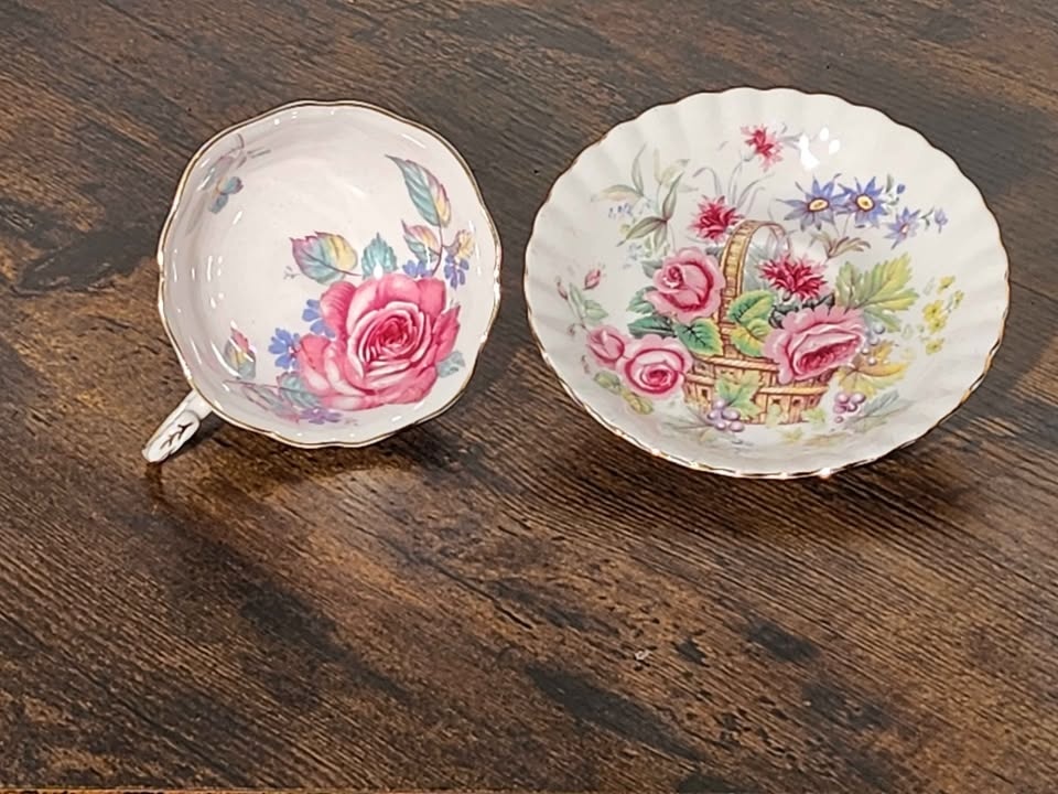 Vintage Tea Cups & Saucers - Ansley, Royal Albert, Paragon & Mor - photo 4