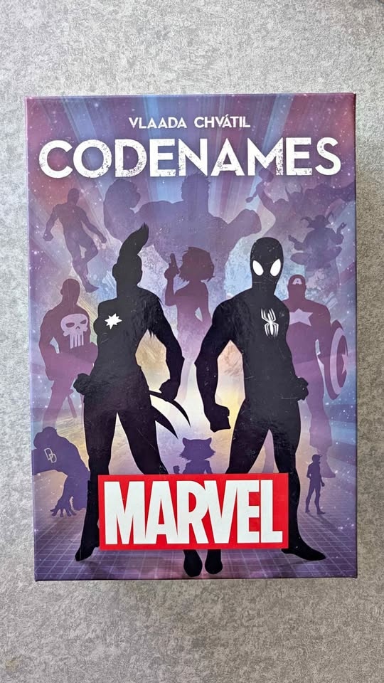 Codenames Marvel Edition