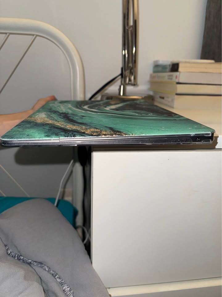 MacBook Air 13” in Space Gray - photo 4