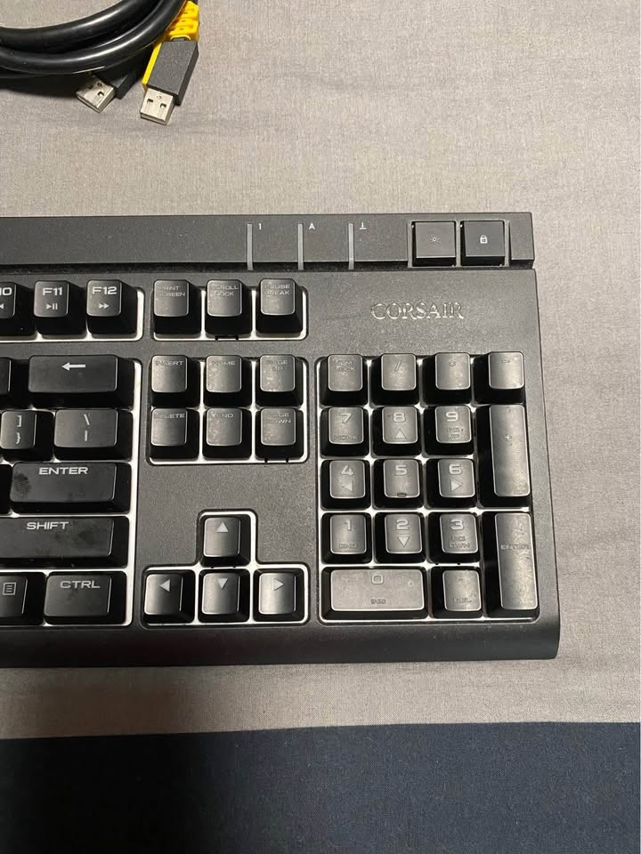 Corsair Strafe RGB Mechanical Gaming Keyboard - photo 3
