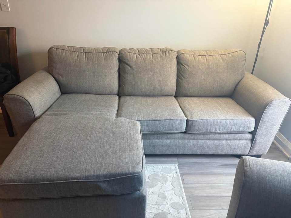 Grey 2 Piece Couch Set - photo 2