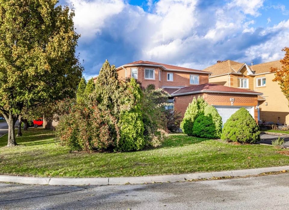 4 Beds 3 Baths - House - photo 2