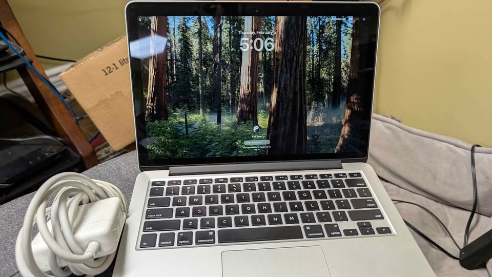 MacBook Pro Core i5 8GB RAM w/ Charger - photo 2
