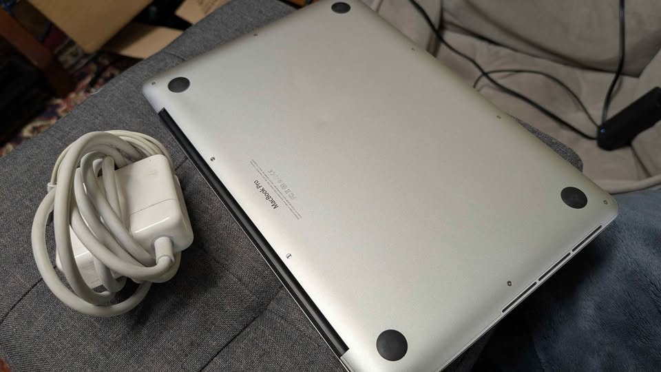 MacBook Pro Core i5 8GB RAM w/ Charger - photo 5
