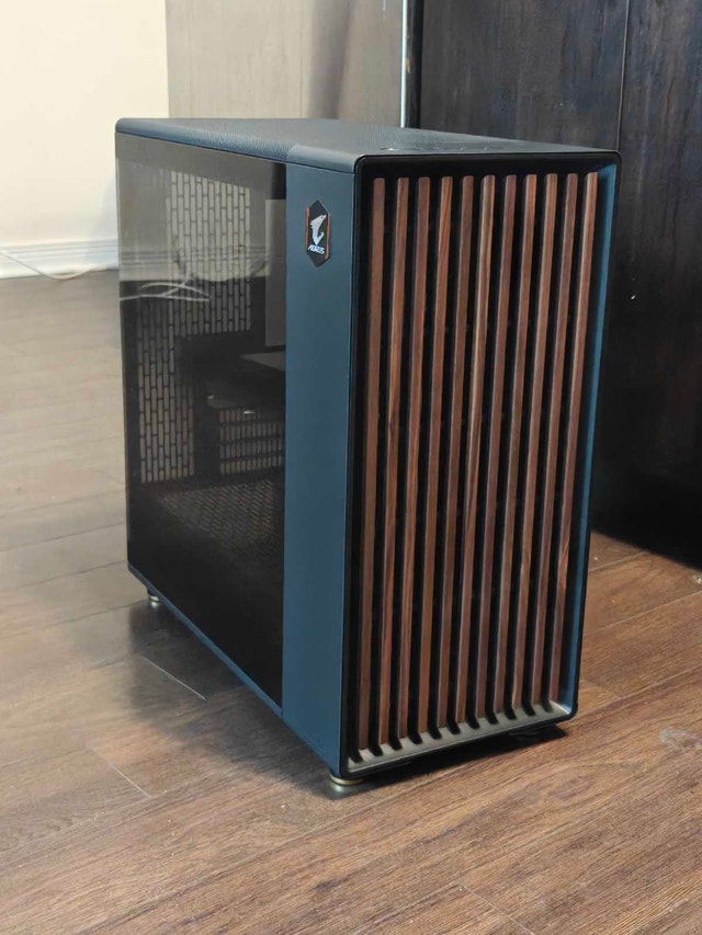 Fractal Design North XL Case - Immaculate Condition