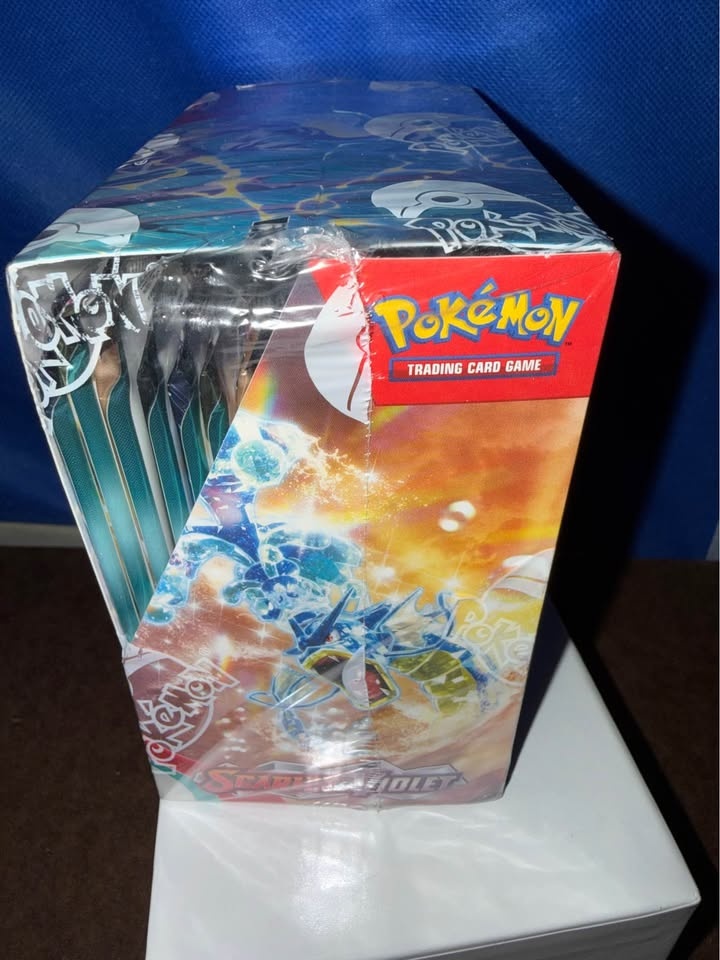 Scarlets and violet booster box - photo 3
