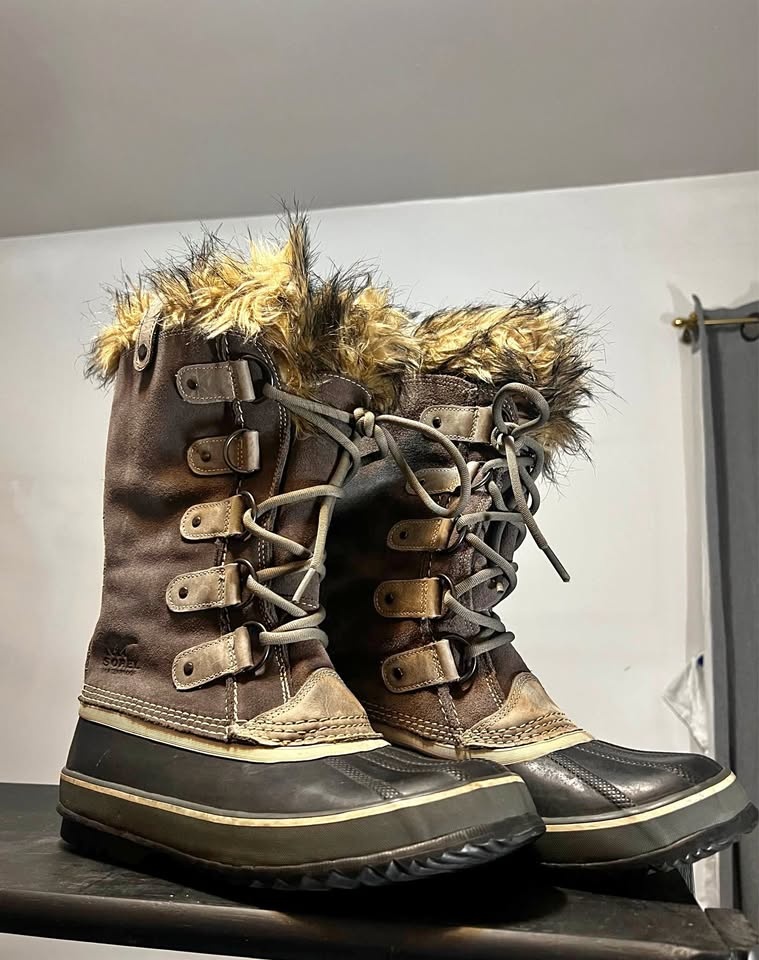 Sorel Joan of Arctic Lace Up Boot Wolf Grey