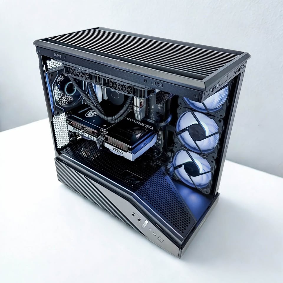 RTX 5070 Gaming PC - Intel i5 - photo 3