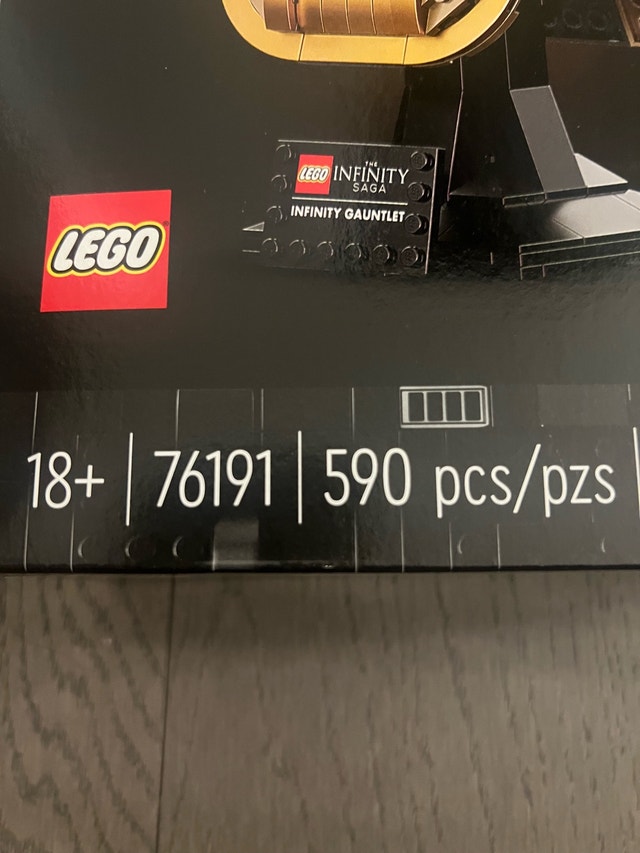 NEW IN BOX INFINITY GAUNTLET UNOPENED - photo 3