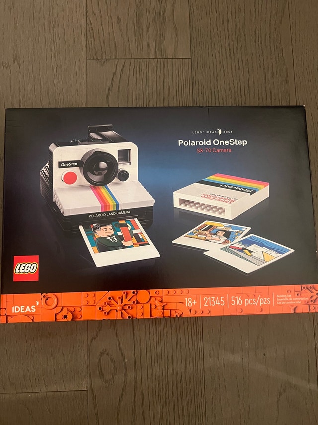 NEW IN BOX LEGO POLAROID CAMERA UNOPENED