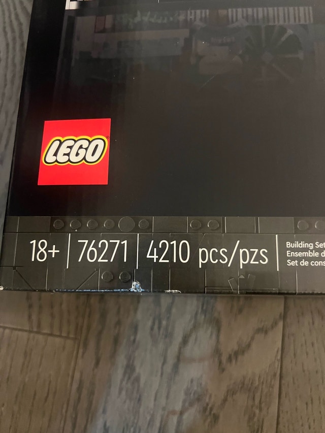 NEW IN BOX LEGO BATMAN GOTHAM CITY UNOPENED - photo 3