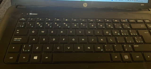 HP 2000 Notebook PC - photo 3