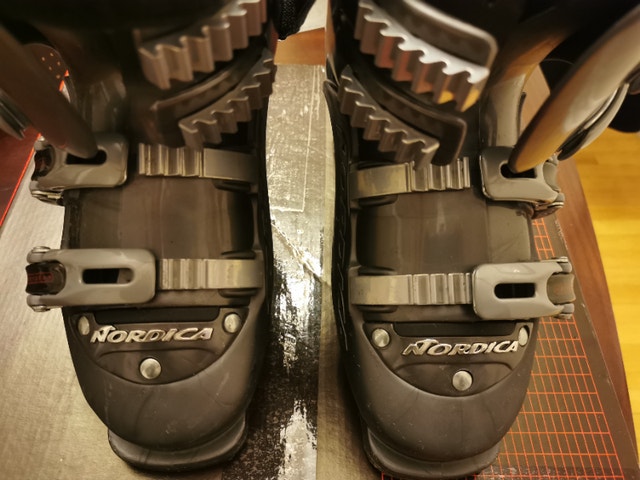 Like new Nordica BZX Ski boots, ladies' size 24.5 Silver Gray - photo 2