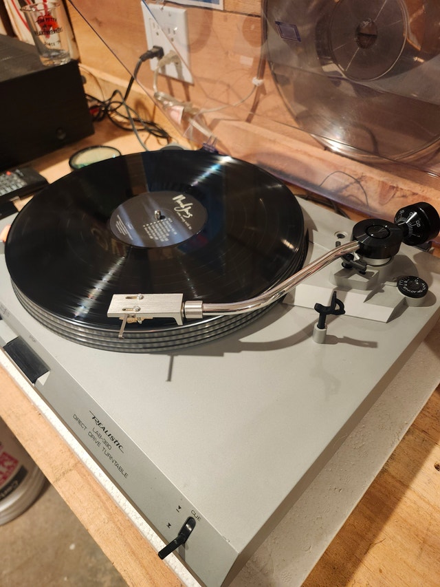 Realistic Turntable LAB-390 Direct Drive Auto Return - photo 3