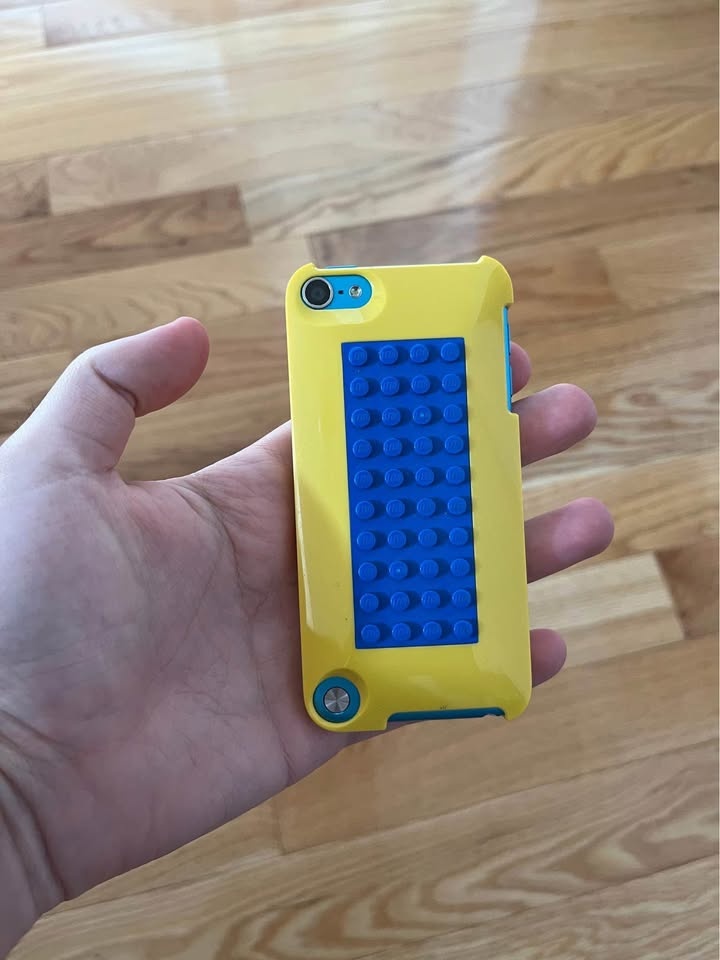 iPod Touch (5th Generation) - photo 3
