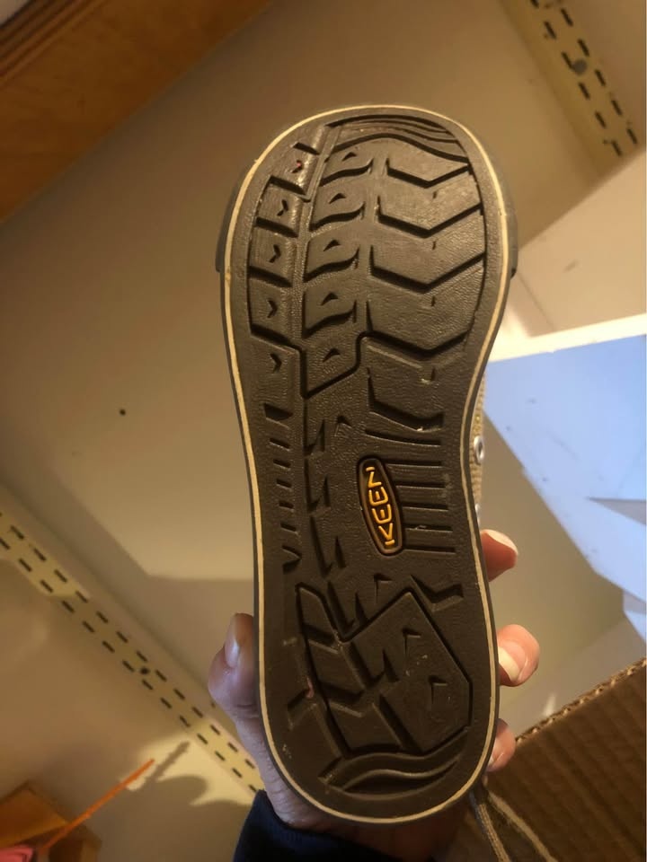 Kids Shoes Size 1 - photo 3