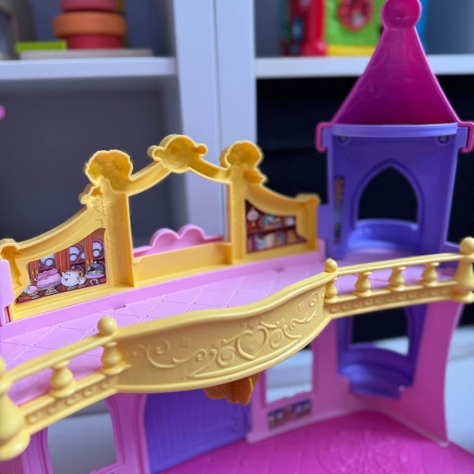 Fisher-Price Little People Disney Princess Castle w/ Ariel’s Car - photo 5
