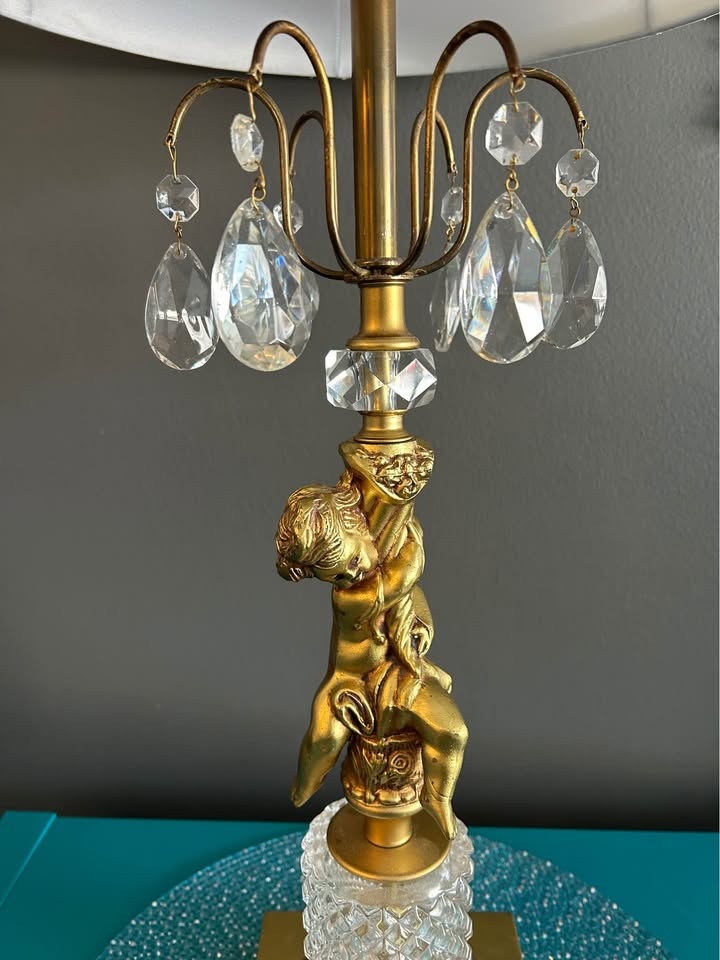 Elegant Gold Cherub Crystal Table Lamp with Drum Shade - photo 3