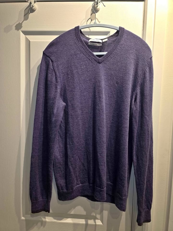Calvin Klein Purple Merino V-Neck Sweater Large