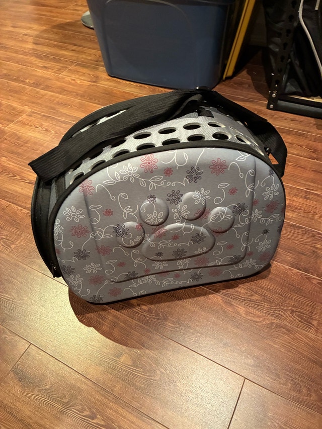Pet Travel Bag - Cat or Small Dog up to 10kg