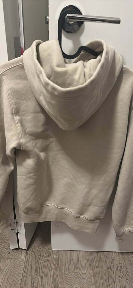 Aritzia Light Beige Hoodie -open to offers - photo 2