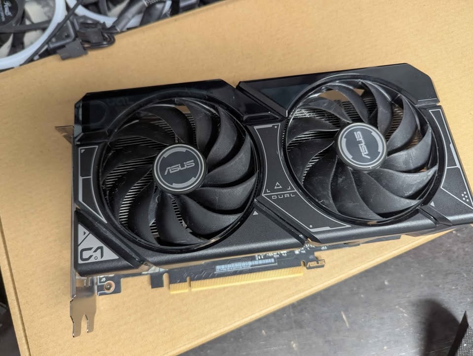 Nvidia RTX 4060 & AMD RX 6600 XT GPUs 🥕 - photo 3
