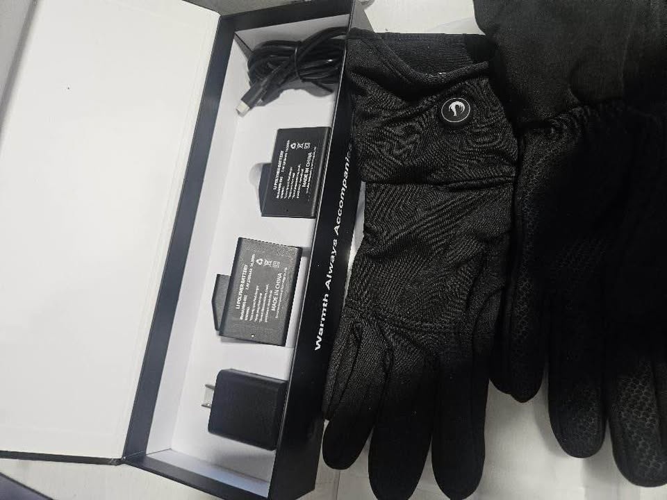 Heated Glove Liners for Men & Women - photo 4