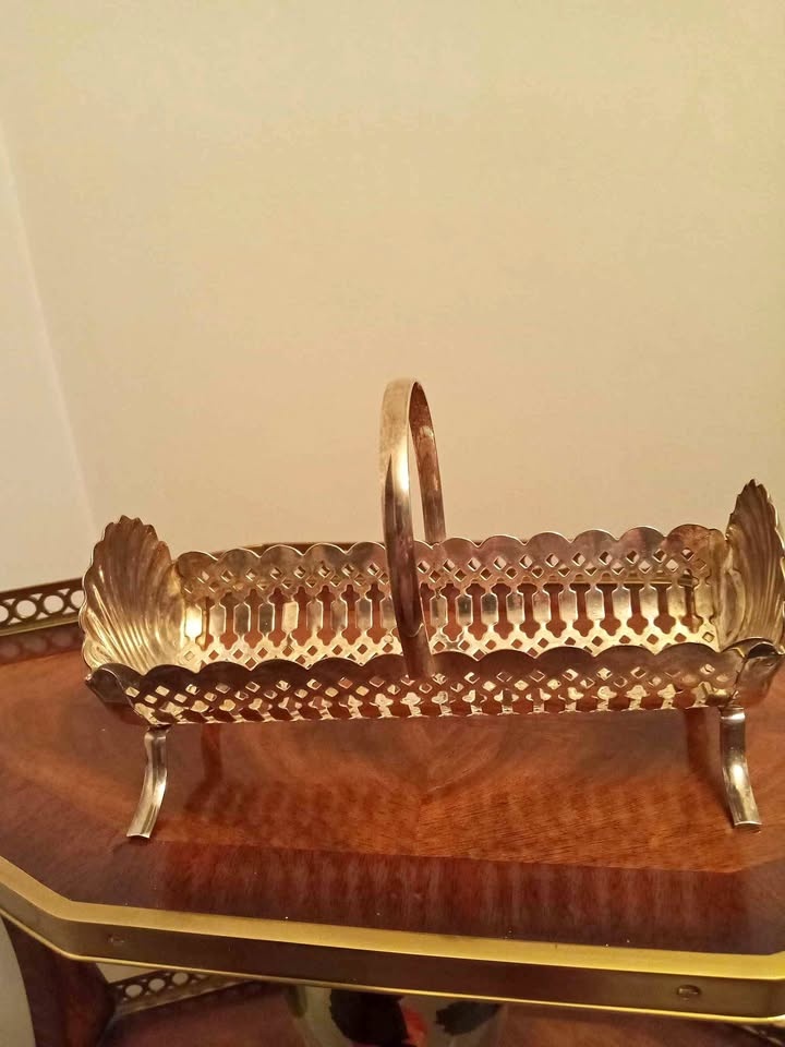 Vintage Silver-plated Biscuit or Cracker Holder
