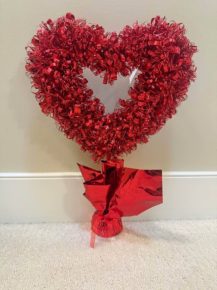 Valentine’s Day Tinsel Heart Topiary