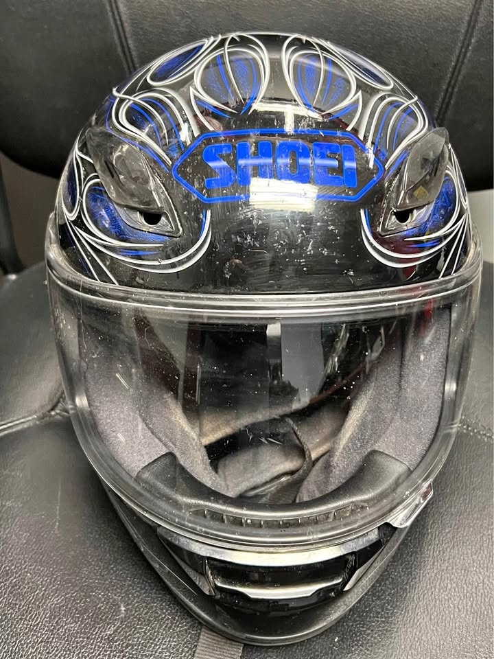 Shoei RF1100 Motorcycle Helmet XS