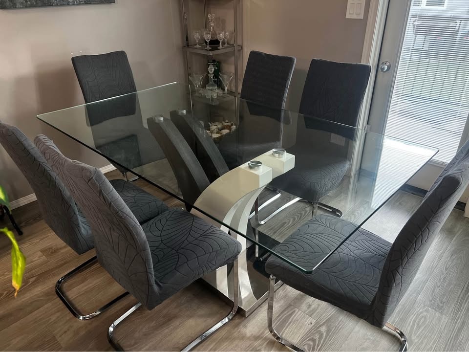 Used Dining Set with 6 Chairs