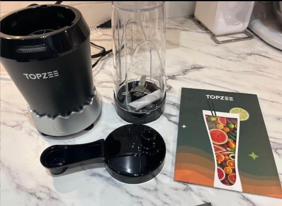 Personal Blender Smoothie Maker 24oz - photo 3