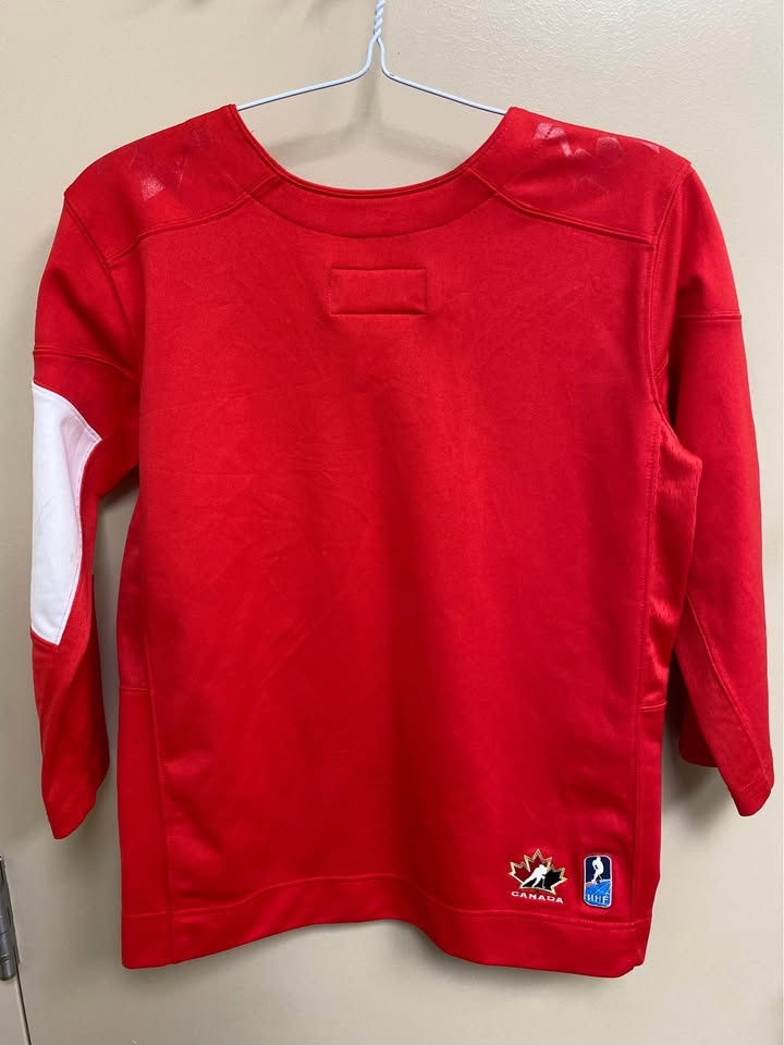 Nike Team Canada IIHF Olympic Hockey Jersey Women's S/M - photo 3