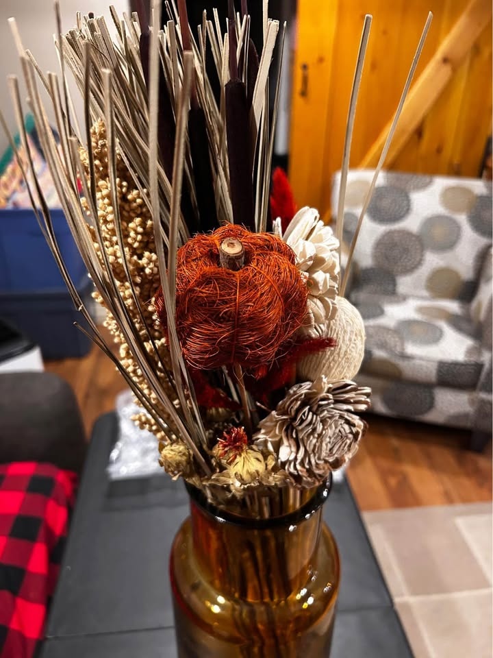 Large vase with dried autumn bouquet - photo 3