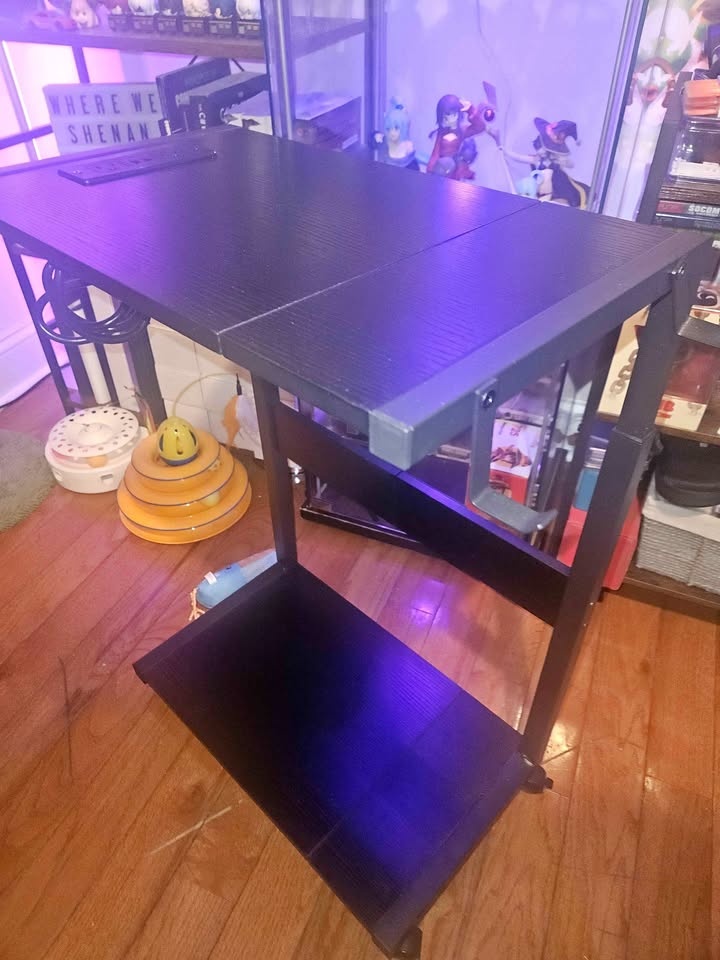 JANE EYRE Computer Tower Stand (Carbon Black)