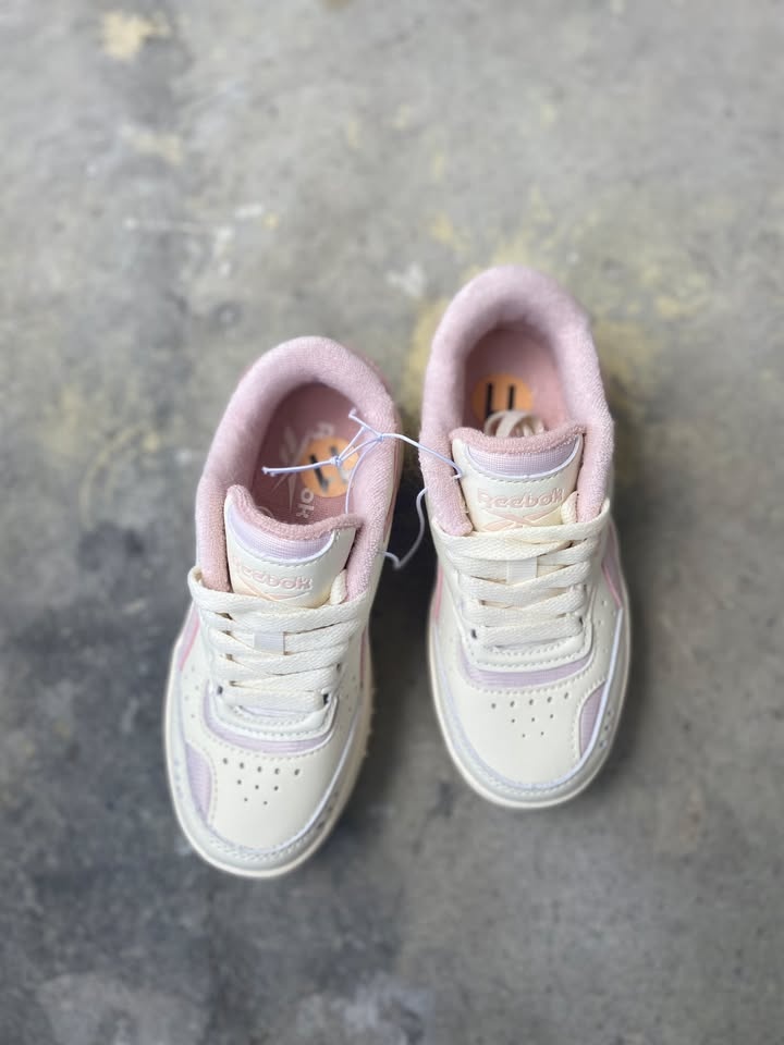 NEW Reebok Club C Platform Sneakers - photo 3