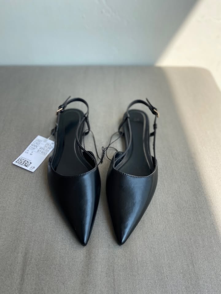 H&M Pointed Buckle Slingback