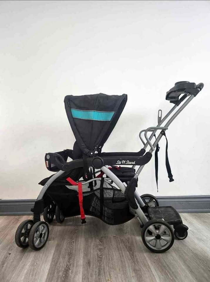 Sit n Stand 2 in 1 stroller
