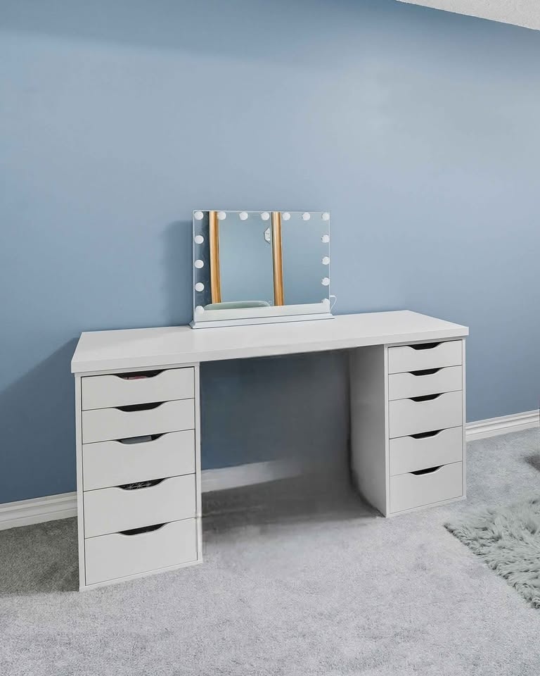Hollywood Vanity LED Light Mirror - photo 2